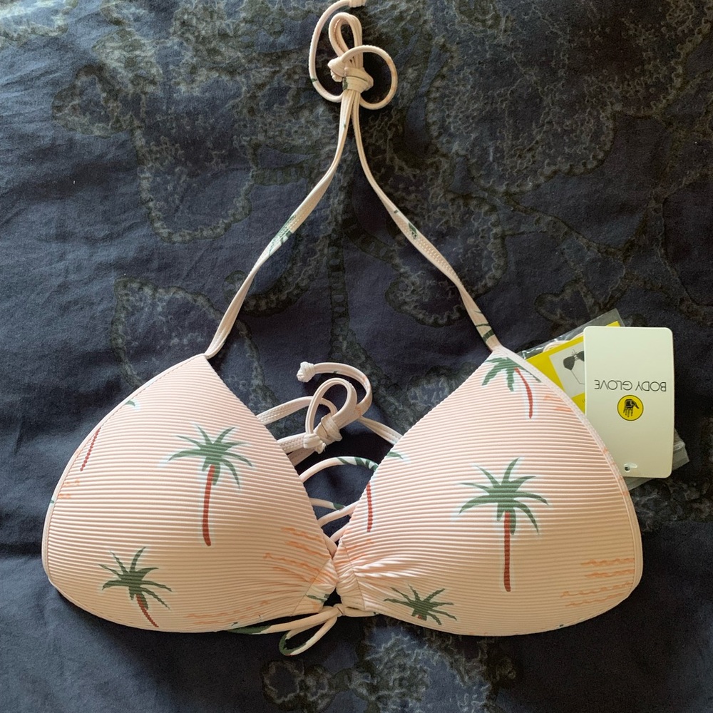 ❗️SALE❗️New Body Glove bikini top size M